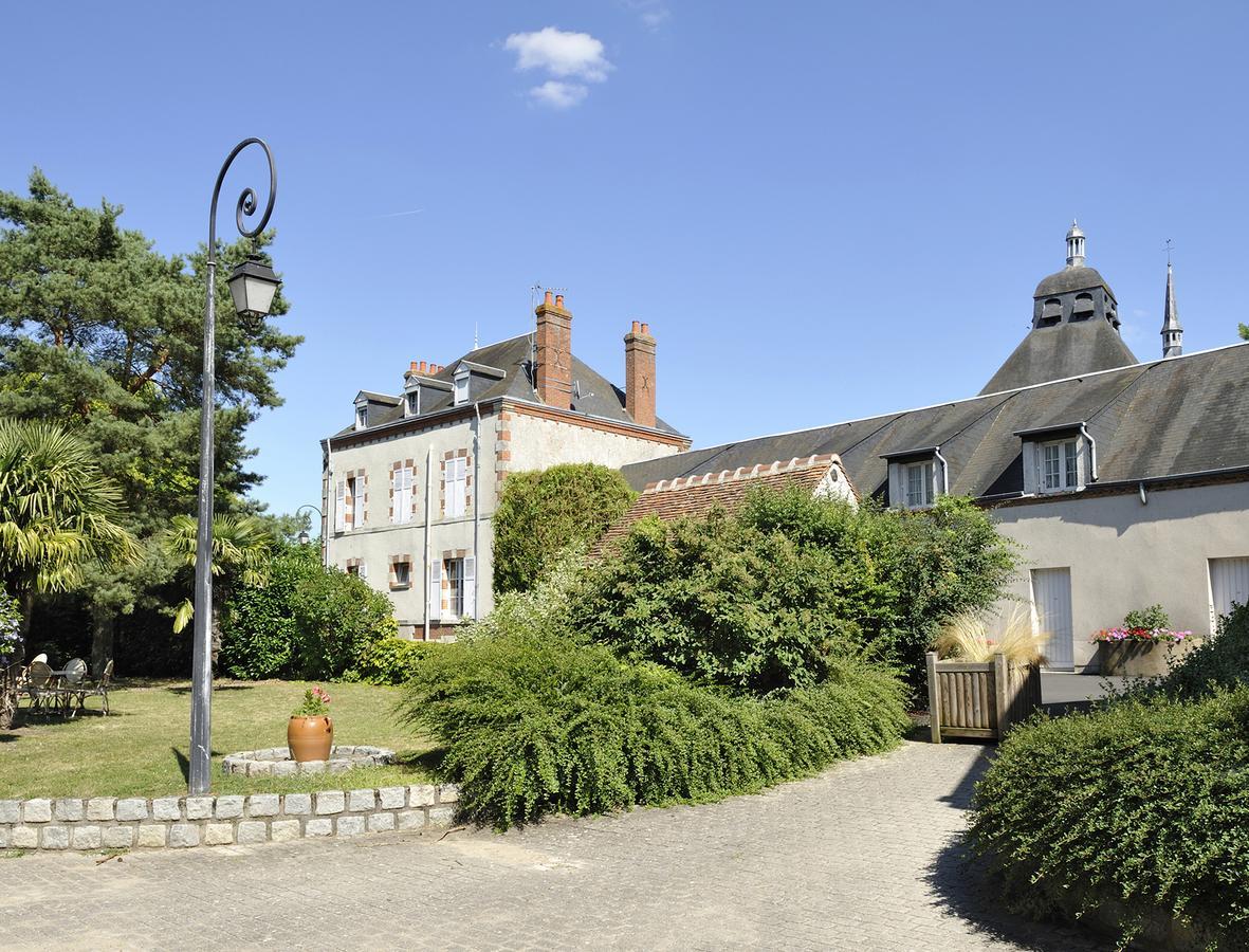Logis Hotel Restaurant Du Labrador Saint-Benoit-sur-Loire Luaran gambar