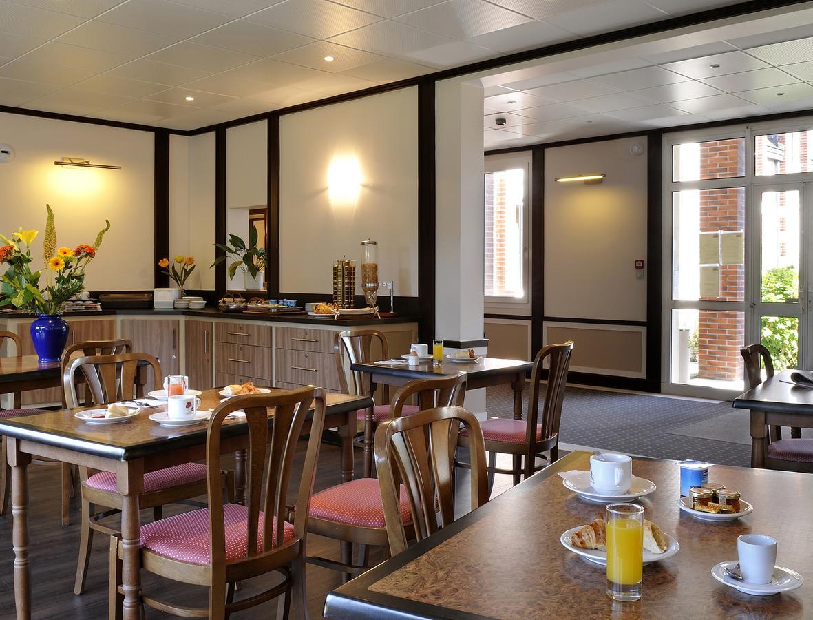 Logis Hotel Restaurant Du Labrador Saint-Benoit-sur-Loire Luaran gambar